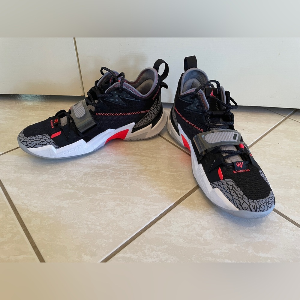 Men’s Size 10.5 - Jordan Why Not Zer0.3 Black Cement - crimson - worn